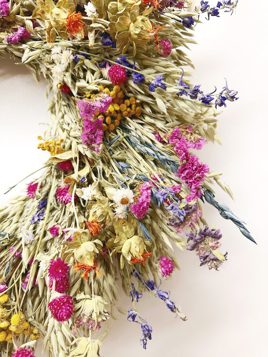 Dried Fluttering Flowers Wreath